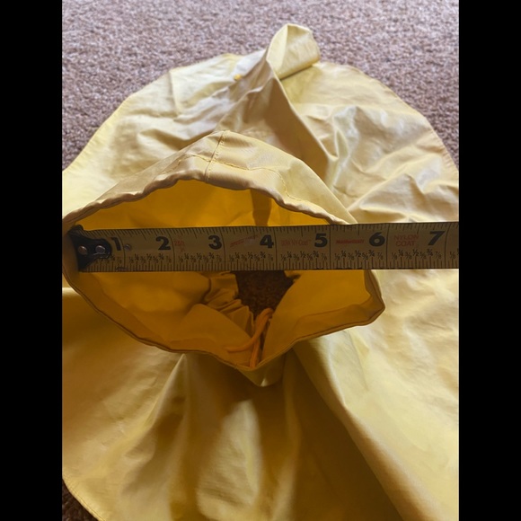 Dog Rain Coat - Picture 2 of 5